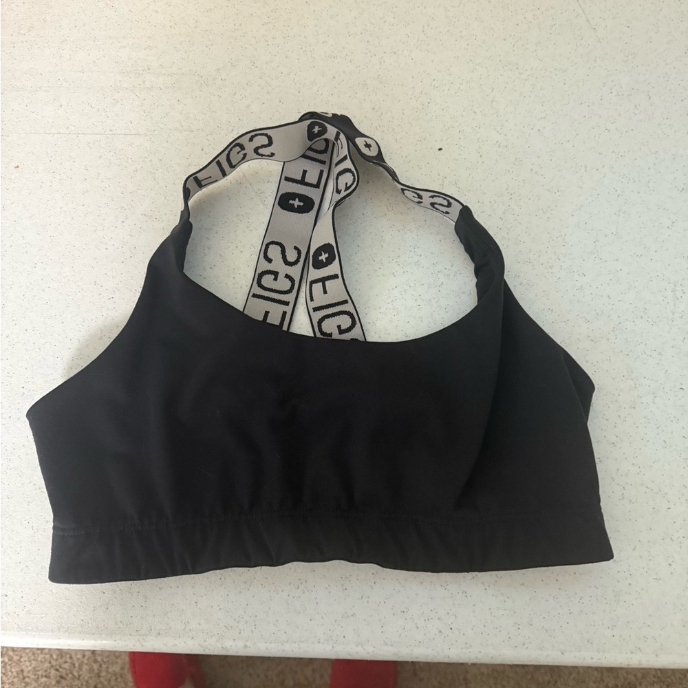 Figs Women's sports bra size large